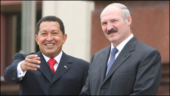 Уго Чавес и Александр Лукашенко. Фото БЕЛТА